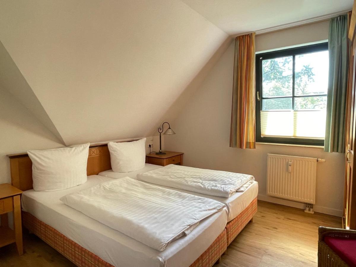 Moby Dick Hotel & Ferienwohnungen Wustrow  Exterior foto
