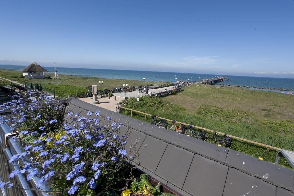 Moby Dick Hotel & Ferienwohnungen Wustrow  Exterior foto