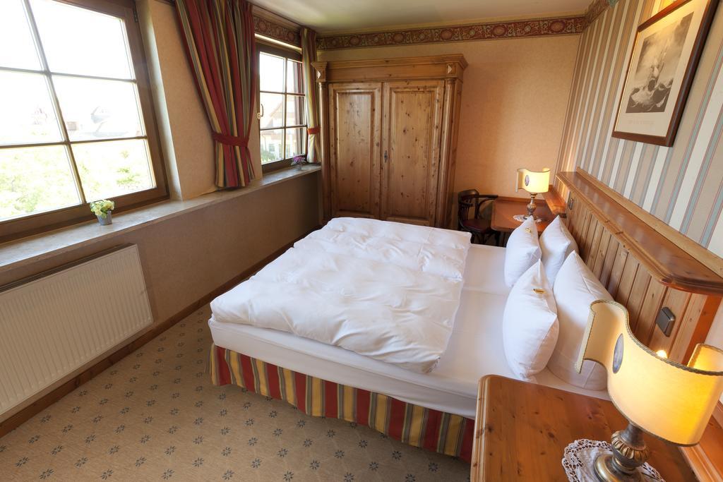 Moby Dick Hotel & Ferienwohnungen Wustrow  Habitación foto